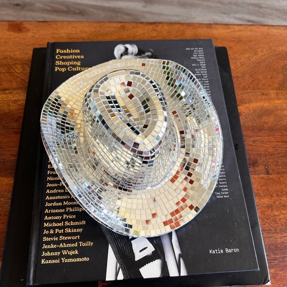 Ceramic Mirrored Disco Cowboy Hat Decor - Picture 4 of 8